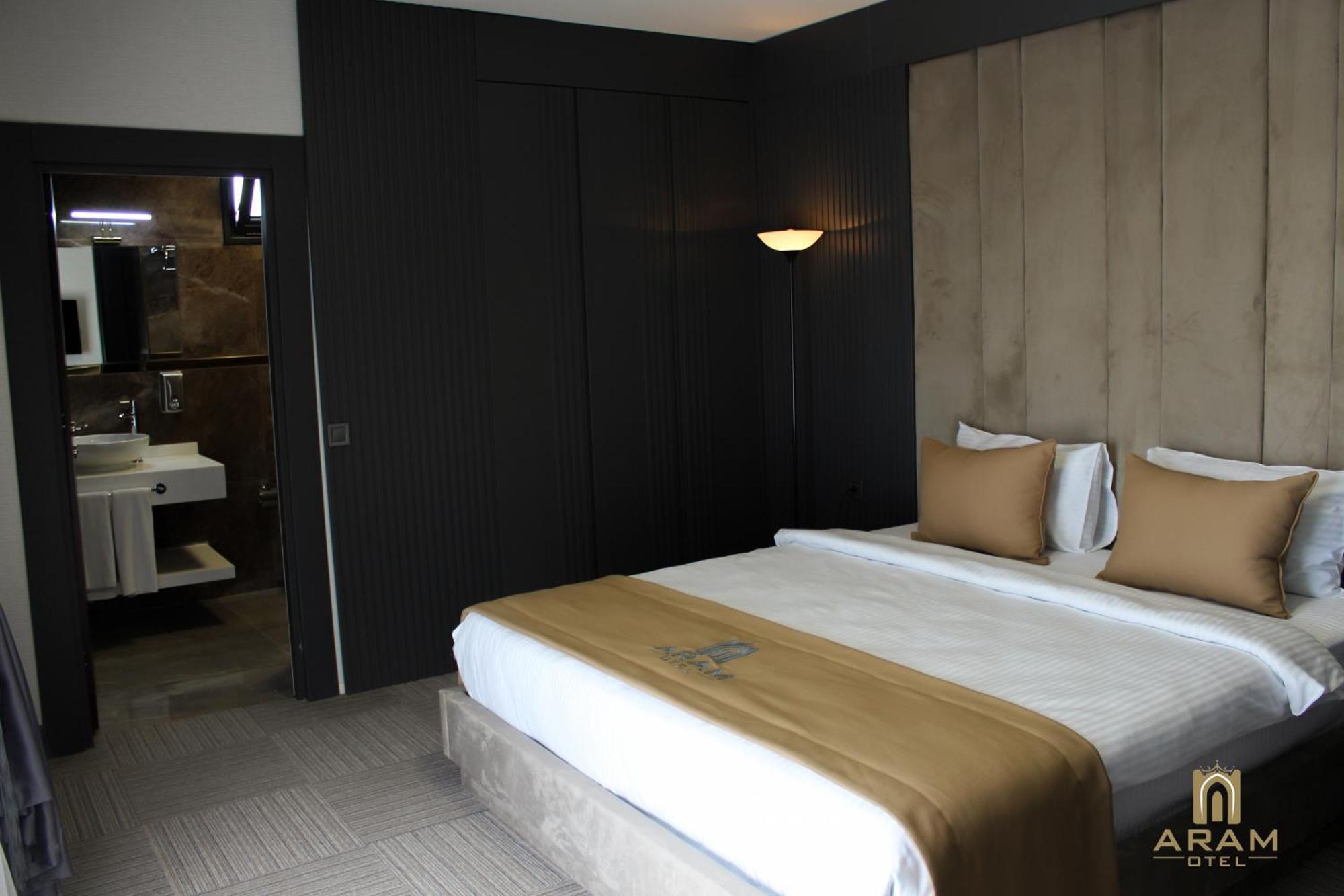 Aram Otel Business & Luxury Istanbul Exterior photo